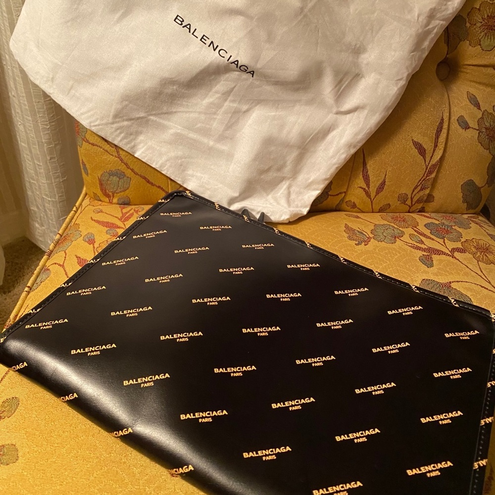 Balenciaga zipped pouch/clutch